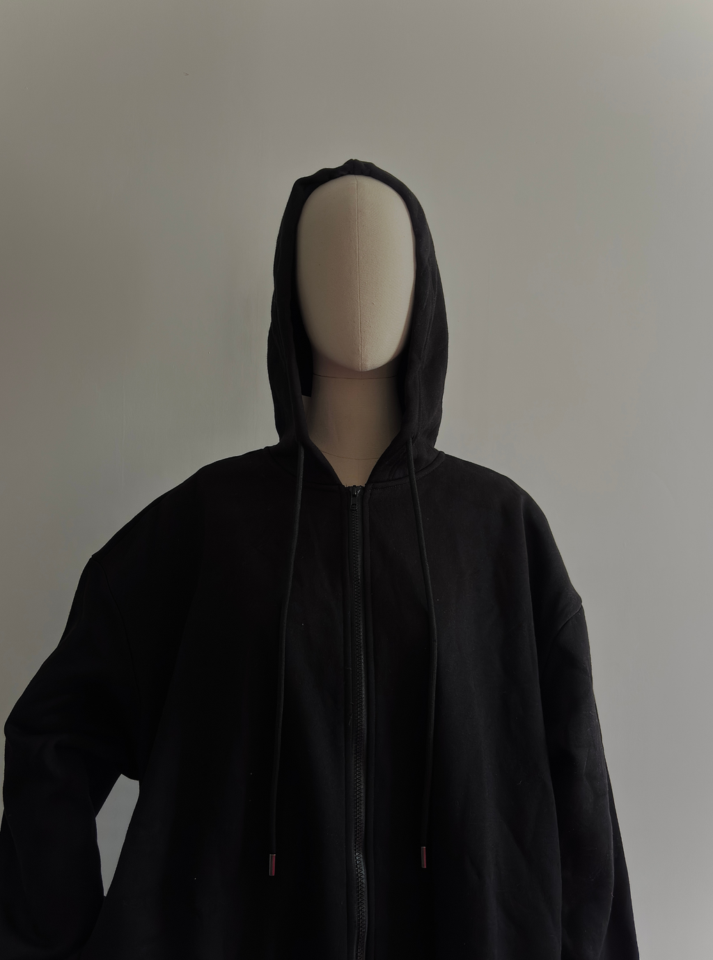 Robe à Capuche Zippée - Noire
